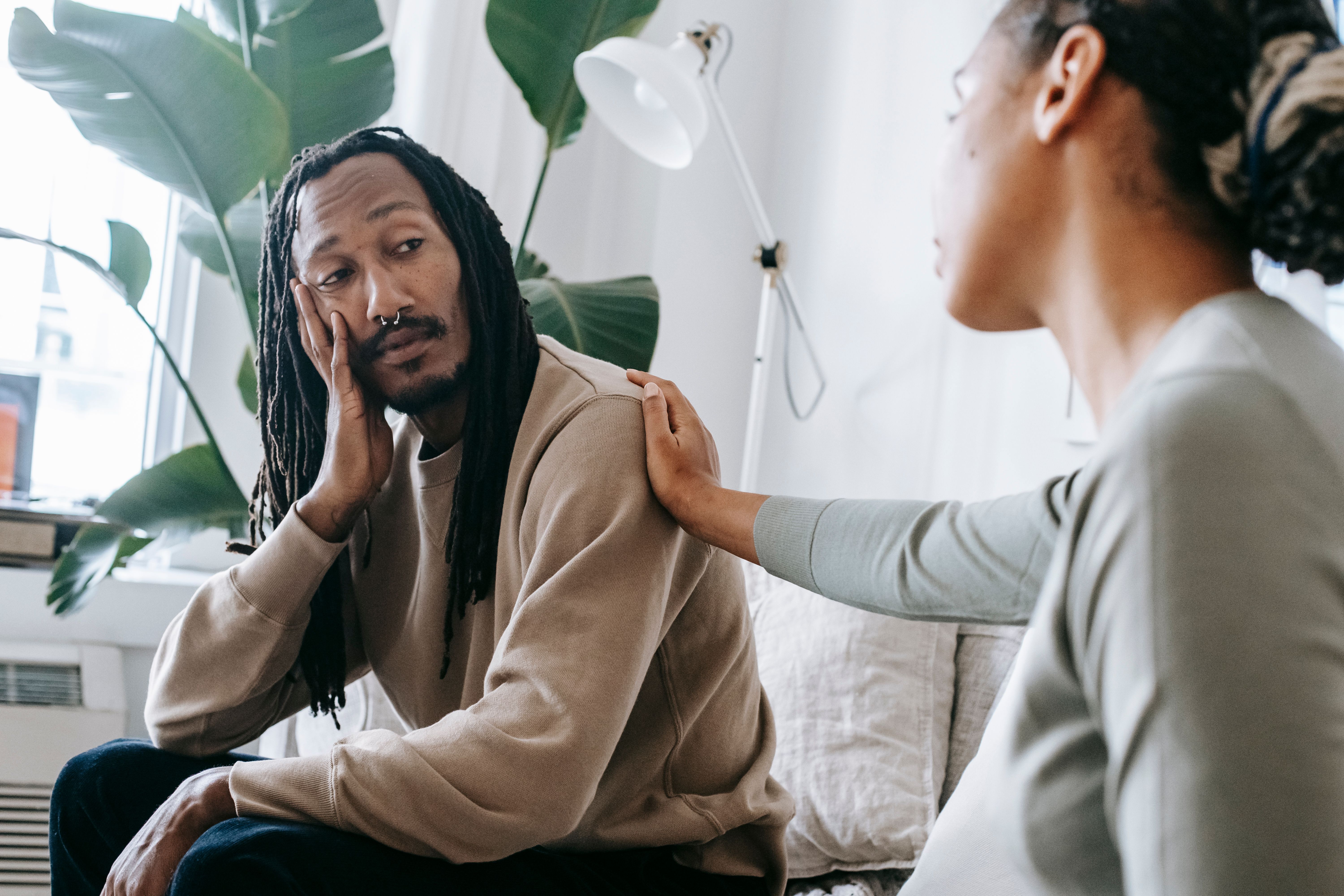 Man Shows His Vulnerable Side To His Girlfriend For The First Time, Her Response Leaves Him Packing His Bags Man Shows His Vulnerable Side To His Girlfriend For The First Time, Her Response Leaves Him Packing His Bags
