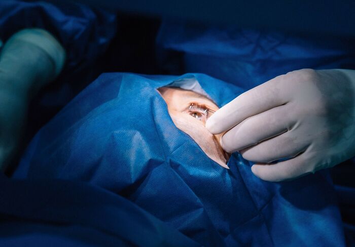 62 Patients Share The Medical Procedures That Hurt Far More Than Doctors Had Led Them To Expect