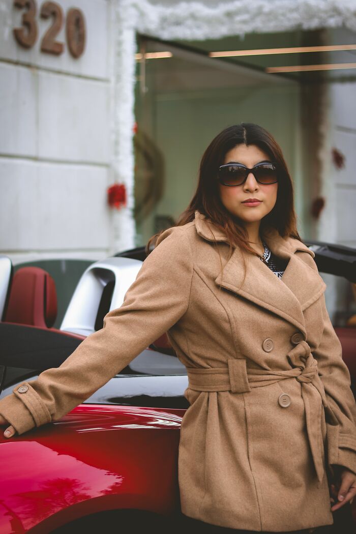 Women Who Married A Wealthy Man Shared 37 Disappointing Realities