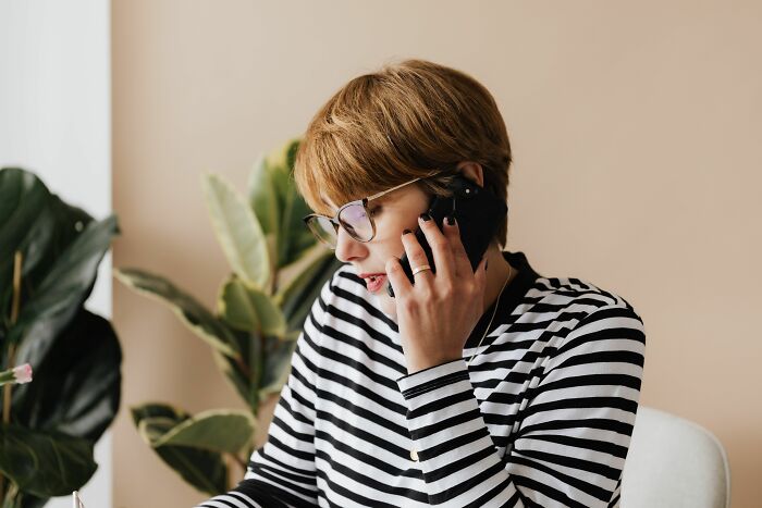 33 People Debate Whether Doing The Bare Minimum At Work Is Actually Fair