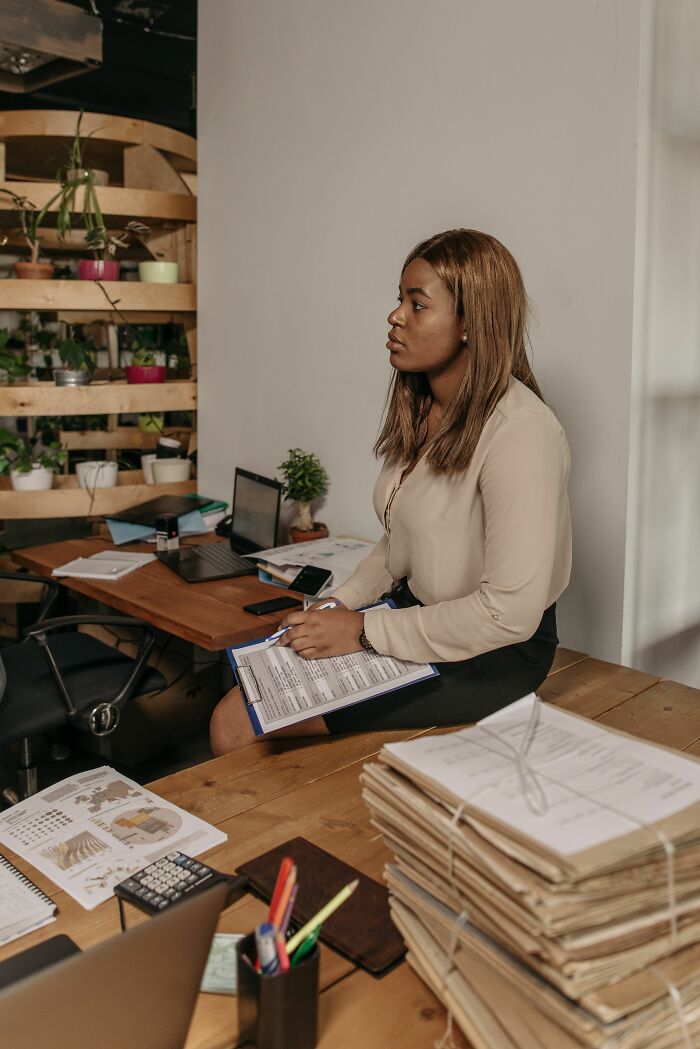 33 Employees Share Raw Opinions On Why They Refuse To Go The Extra Mile At Work