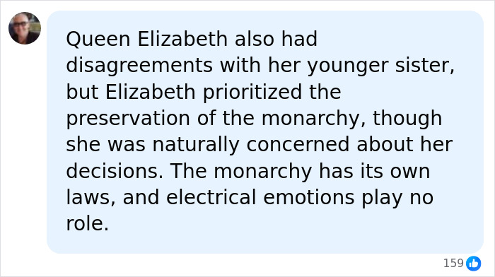Screenshot of a comment discussing Queen Elizabeth and the monarchy, relevant to King Charles and Prince William. Screenshot of a comment discussing Queen Elizabeth and the monarchy, relevant to King Charles and Prince William.