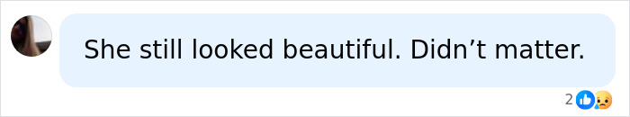 A social media comment affirming Dolly Parton's beauty, even without her iconic wigs, showing appreciation for her real hair. A social media comment affirming Dolly Parton's beauty, even without her iconic wigs, showing appreciation for her real hair.