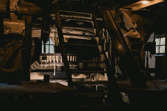 48 Campers Share The Creepiest Things They've Ever Experienced