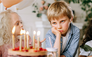 Spoiled Sister Becomes Brother’s Nightmare Thanks To Enabling Mom: “Like Mother, Like Monster”