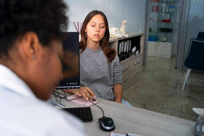 Adopted Woman Seeks Medical History From Biological Father, But His Furious Wife Blocks Her Attempts Adopted Woman Seeks Medical History From Biological Father, But His Furious Wife Blocks Her Attempts
