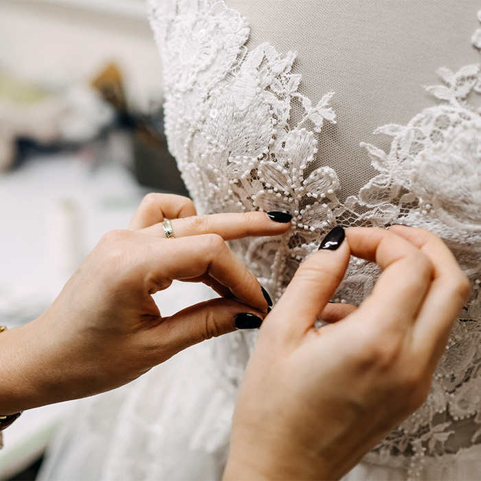 "That Is Witchcraft": Bride Receives Foreboding Warning After Revealing What Tailor Sewed Into Her Wedding Dress "That Is Witchcraft": Bride Receives Foreboding Warning After Revealing What Tailor Sewed Into Her Wedding Dress