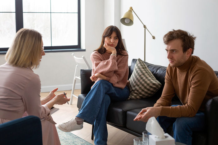 Wife Triggered By Younger Husband's Ex, Suddenly Feels He's Using Her, Her Biased Therapist Agrees Wife Triggered By Younger Husband's Ex, Suddenly Feels He's Using Her, Her Biased Therapist Agrees