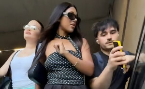 Man Becomes Internet’s Latest Hero After Pushing Past Women Filming Video On Busy Metro Station Escalator