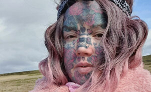 Mom With 800 Tattoos Reveals Her Face Without The 