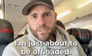 Wheelchair Advocate Slams Airline After Missing Flight But Netizens Claim It Was Justified