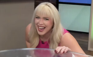News Anchor Who Went Viral For Reading Hateful Comments Celebrates With Some Of The Most Hilarious Reactions