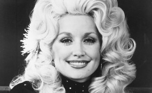 Dolly Parton Passes Away At 80 As Family Shares Heartbreaking Update