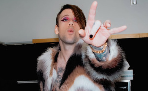 Rock Star Emerges Unrecognizable After Coming Out As Gay Despite 14-Year Marriage