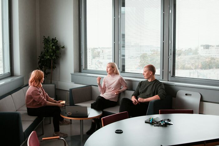 Three employee stories shared in an HR meeting, discussing reasons for getting fired.