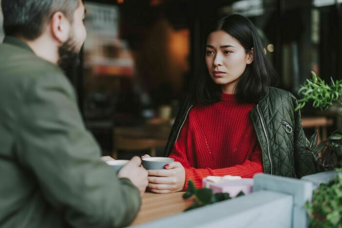 Mom Tried Setting Her Up With a Man Over 50, Then She Opened Up About China's Painful "Leftover Women" Label Mom Tried Setting Her Up With a Man Over 50, Then She Opened Up About China's Painful "Leftover Women" Label