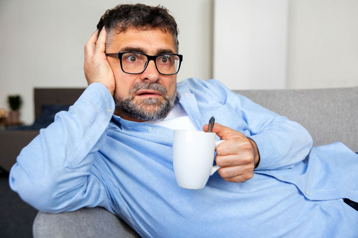 Guy Feels Sick For Weeks, Horrified As He Catches Wife Adding A Mysterious Powder To His Coffee Guy Feels Sick For Weeks, Horrified As He Catches Wife Adding A Mysterious Powder To His Coffee