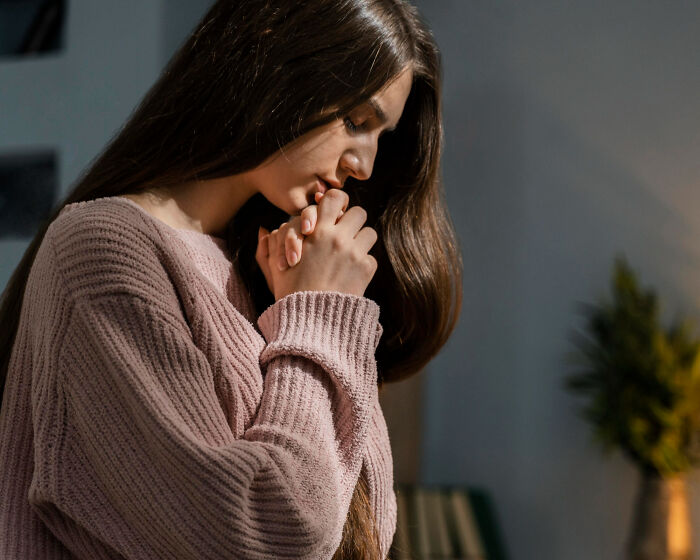 Woman in distress, highlighting comments from women that made men go from planning date nights to planning their escape.