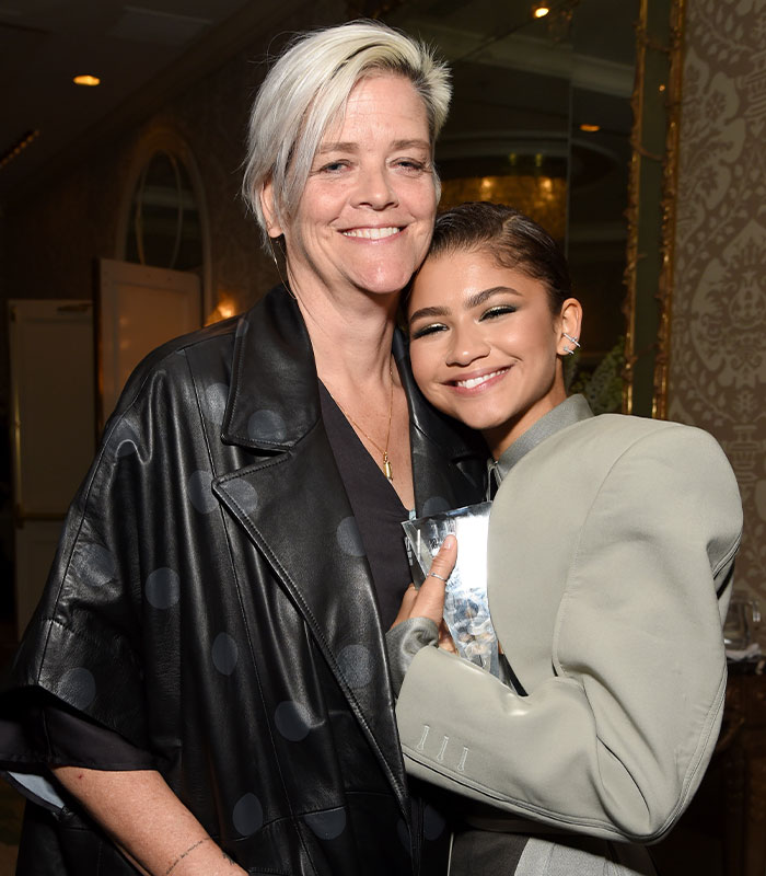 Zendaya and her mom smiling, highlighting cruel comments impacts. Zendaya and her mom smiling, highlighting cruel comments impacts.