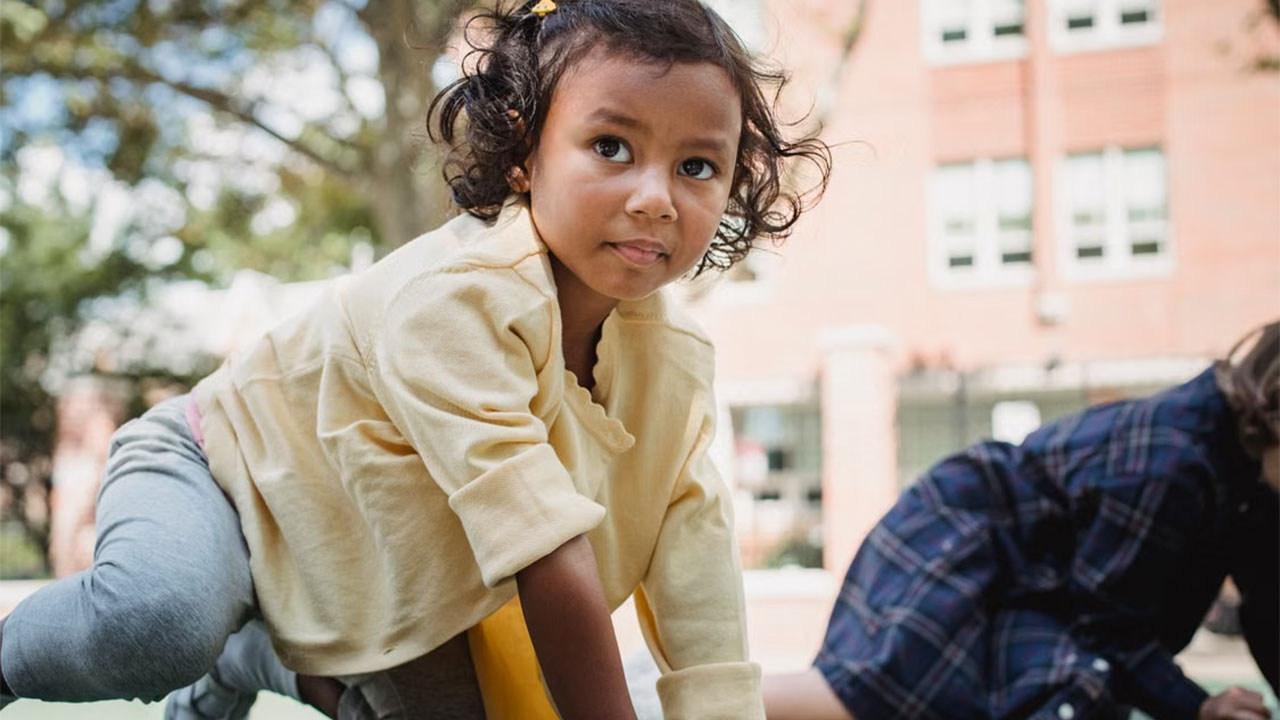 Entitled Dad Doesn’t Even Deny To The Police He Sent His Kid On A 3YO Like A Rabid Dog