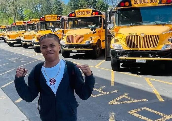 14-Year-Old In Wisconsin Took Control Of The School Bus After The Driver Lost Consciousness