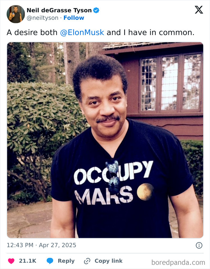 Neil deGrasse Tyson in an 'Occupy Mars' shirt, reflecting a cringey people moment with Elon Musk.