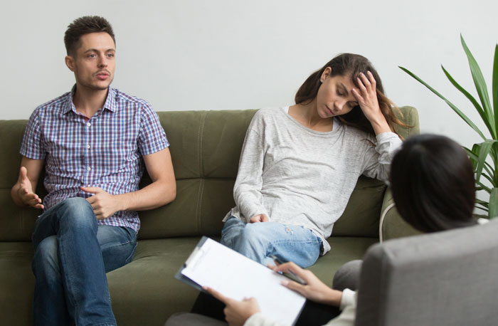 Serial Cheater Breaks Ex's Heart Yet Comes Back To Harass Her, She Exposes Him Before His Wedding Serial Cheater Breaks Ex's Heart Yet Comes Back To Harass Her, She Exposes Him Before His Wedding