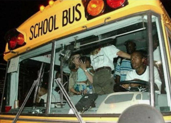 20-Year-Old Drove An Abandoned School Bus Full Of Strangers From Flooded New Orleans To Houston After Hurricane Katrina