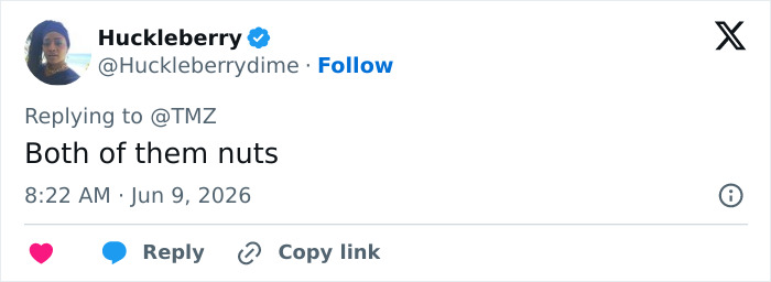 Tweet saying both Kanye West and Bianca Censori are nuts