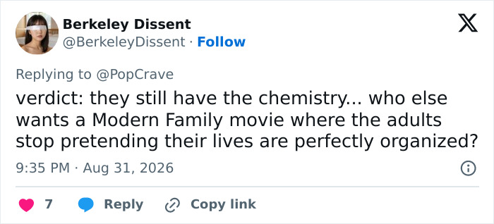 A tweet proposing a Modern Family movie after the reunion pic, focusing on the adult stars.