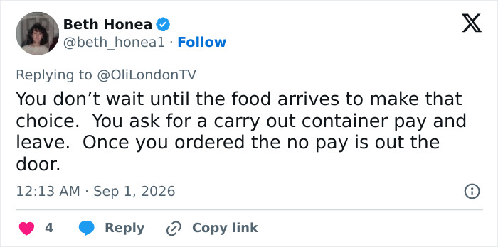 Screenshot of a tweet from Beth Honea about a Trans Woman leaving a Japanese restaurant without paying, sparking a cultural debate.