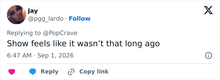 A tweet from Jay about the Modern Family reunion pic, remarking on the show not feeling long ago.