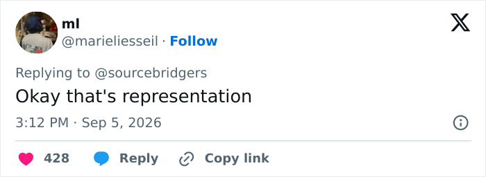 A fan's emotional reaction to Phoebe Bridgers visible leg hair: Okay that's representation. A fan's emotional reaction to Phoebe Bridgers visible leg hair: Okay that's representation.