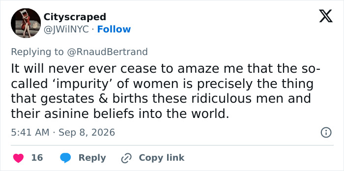 A tweet by Cityscraped expressing outrage over the Hindu guru incident and the women made invisible demand at the Eiffel Tower.