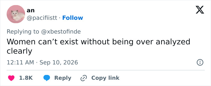 Fans criticize a Hollywood rising star, highlighting the harsh reality of fame and being overanalyzed. Fans criticize a Hollywood rising star, highlighting the harsh reality of fame and being overanalyzed.