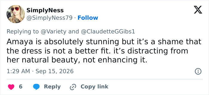 A SimplyNess tweet about Mariska Hargitay's daughter Amaya's Emmy dress fit.