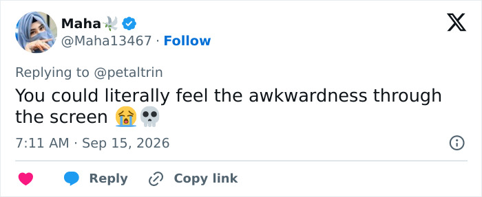 A social media post where fans cringe at stars' Emmy presentation joke being met with silent stares. A social media post where fans cringe at stars' Emmy presentation joke being met with silent stares.