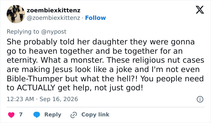 A social media comment from zoembiekittenz expressing outrage about the mom's actions in the Las Vegas hotel. A social media comment from zoembiekittenz expressing outrage about the mom's actions in the Las Vegas hotel.