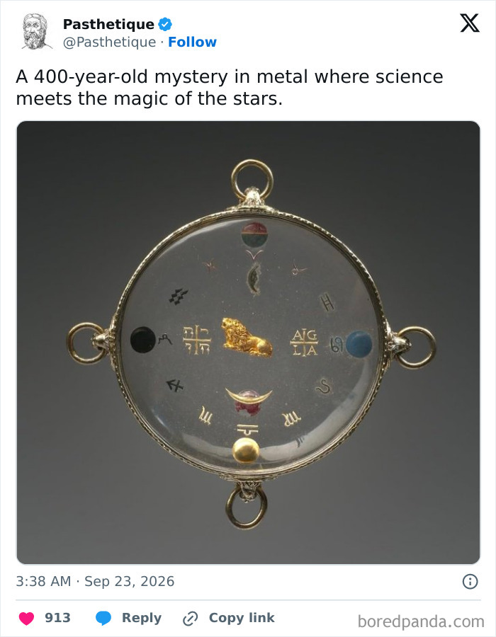 A 400-year-old metallic astronomical instrument, showing history and culture.