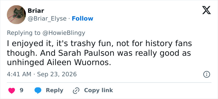 A tweet praising the Lizzie Borden series as trashy fun and highlighting the performance. A tweet praising the Lizzie Borden series as trashy fun and highlighting the performance.