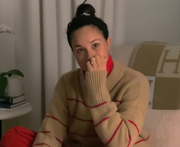 Meghan Markle's Gloria Steinem Tribute Prompts Eerie Theories After Fans Notice "Creepy" Details Meghan Markle's Gloria Steinem Tribute Prompts Eerie Theories After Fans Notice "Creepy" Details