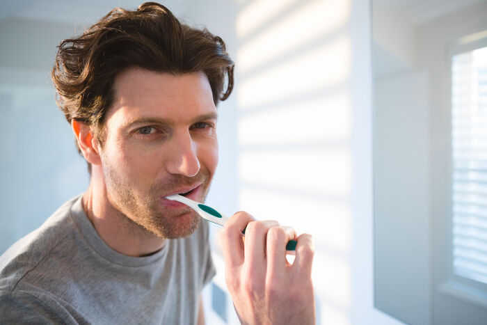 57 People Caught Their Partners In These Gross Acts And Could Never Look At Them The Same