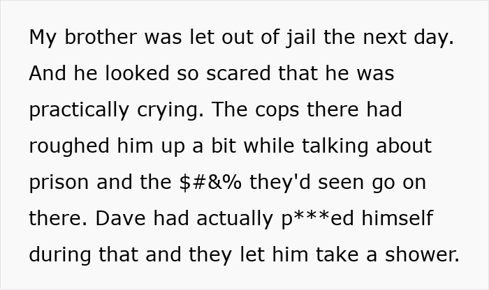 Man Steals Brother’s Car On Christmas, Crashes It In A Ditch And Gets Taken Away In Cuffs Man Steals Brother’s Car On Christmas, Crashes It In A Ditch And Gets Taken Away In Cuffs