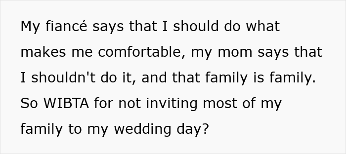 Text discussing fiancé and mom's opinions on inviting family to wedding day Text discussing fiancé and mom's opinions on inviting family to wedding day
