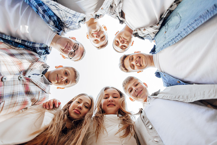 Dad Of 9 Kids Has A Plan For His Daughter After College, Gets A Harsh Reality Check Dad Of 9 Kids Has A Plan For His Daughter After College, Gets A Harsh Reality Check