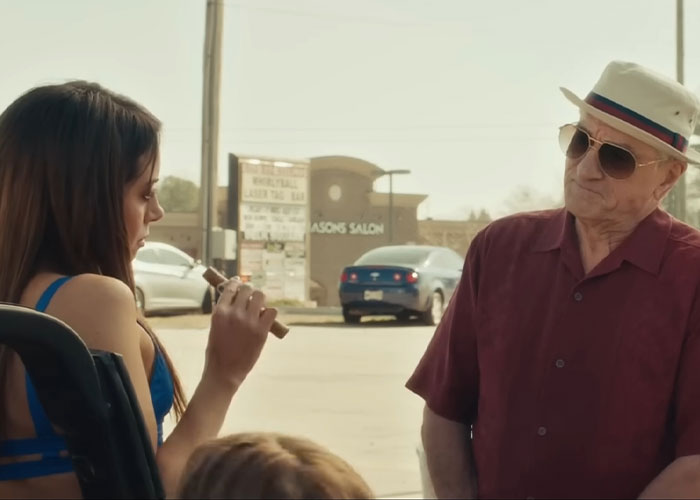 Aubrey Plaza's story about a director's request during an intimate scene with Robert De Niro.