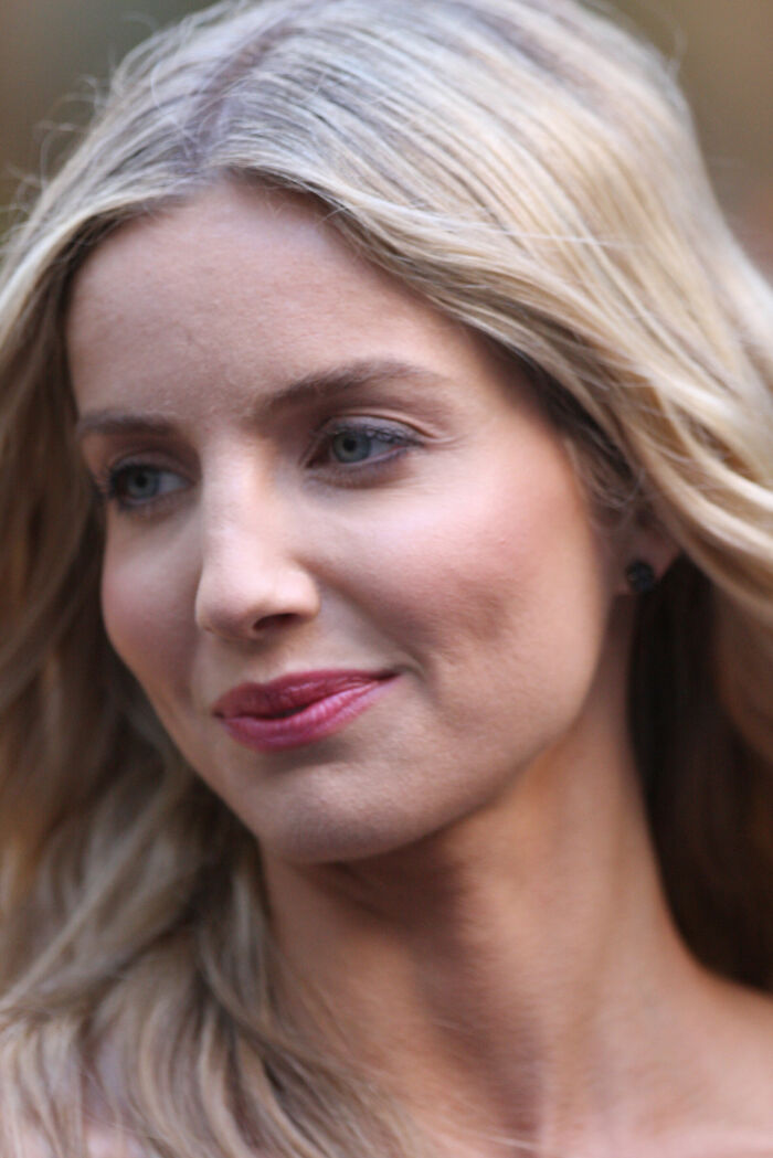 Actress Annabelle Wallis, 42