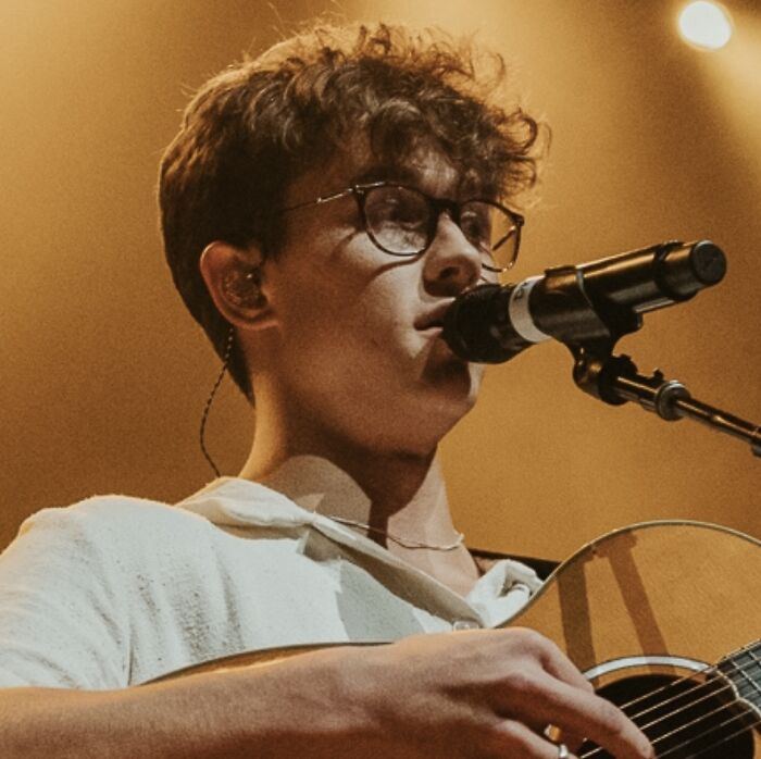 Singer-Songwriter David Kushner, 26