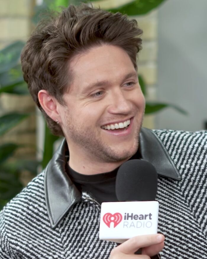 Singer Niall Horan, 33