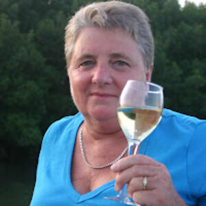 julietitcombe avatar